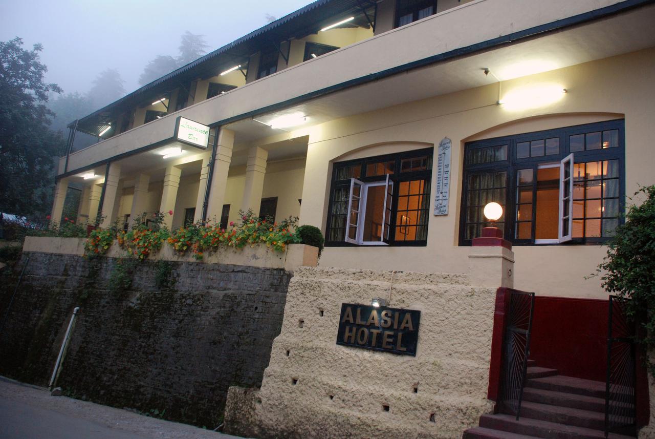 Alasia Hotel Kasauli Exteriör bild